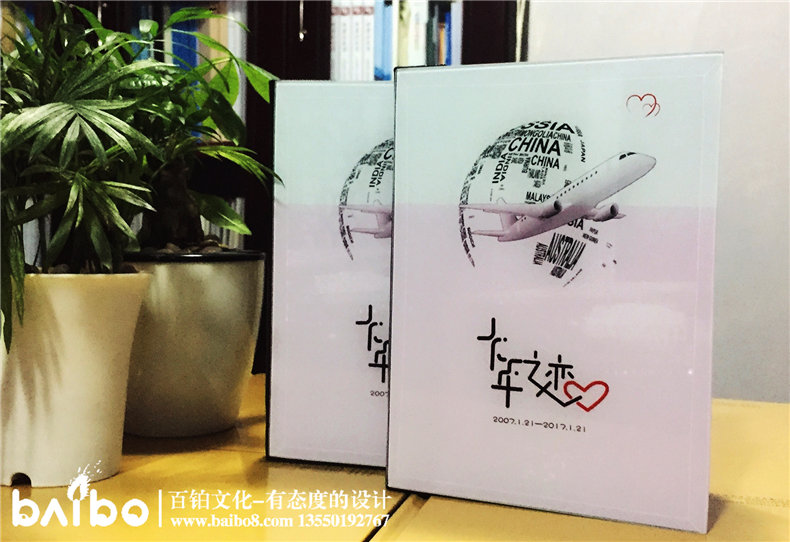 紀念冊是什么樣的，制作一本紀念冊價格高嗎